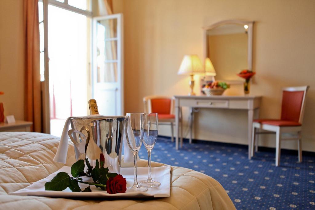 Hotel Schweizerhof Weggis Kamer foto